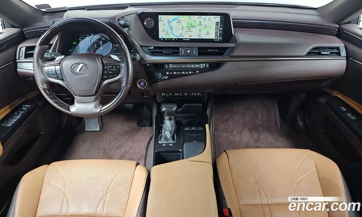 Lexus ES 2018 2.5 гидро в Москве № 168209, фото 7