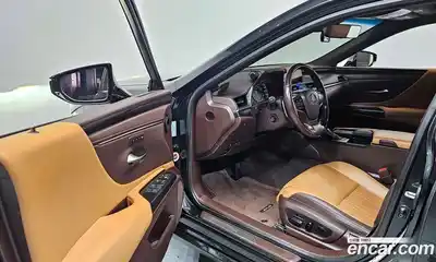 Lexus ES 2021 2.5 гидро в Москве № 168223, миниатюра 11