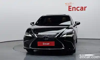 Lexus ES 2021 2.5 гидро в Москве № 168223, миниатюра 2
