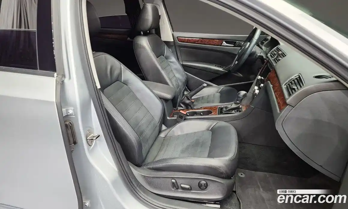 Volkswagen Passat 2012 2.5 гидро в Москве № 168808, фото 11