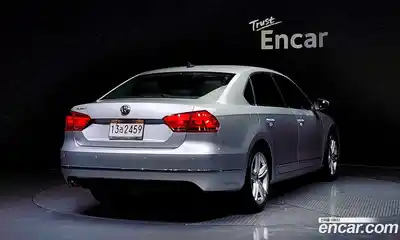 Volkswagen Passat 2012 2.5 гидро в Москве № 168808, миниатюра 2