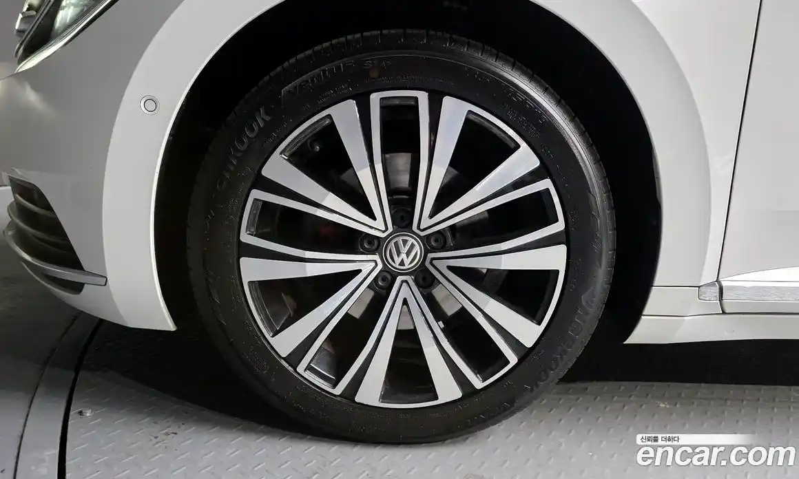 Volkswagen Arteon 2019 2.0 гидро в Москве № 168994, фото 5