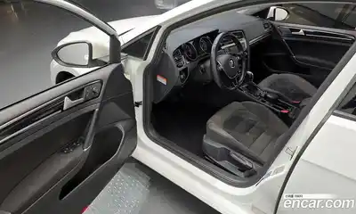 Volkswagen Golf 2015 2.0 гидро в Москве № 169110, миниатюра 10
