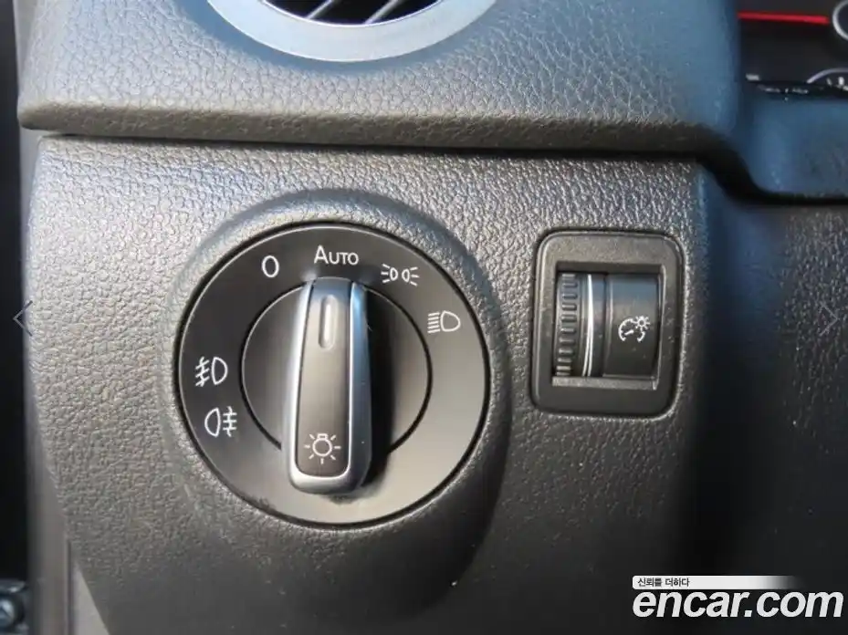 Volkswagen Tiguan 2015 2.0 гидро в Москве № 169282, фото 17