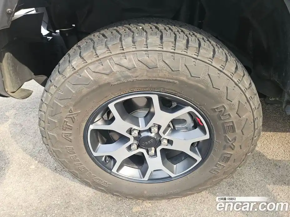 Jeep Wrangler 2021 2.0 гидро в Москве № 170045, фото 13