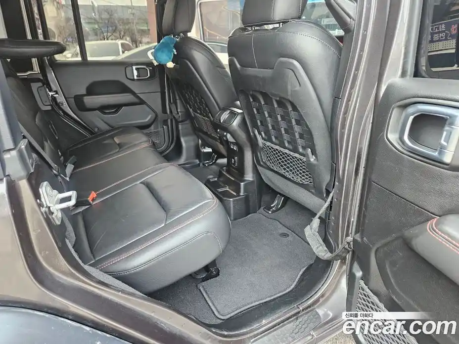 Jeep Wrangler 2021 2.0 гидро в Москве № 170045, фото 15