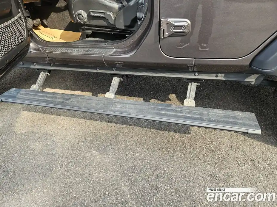 Jeep Wrangler 2021 2.0 гидро в Москве № 170045, фото 17