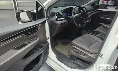 Honda Odyssey 2018 3.5 гидро в Москве № 170556, миниатюра 11