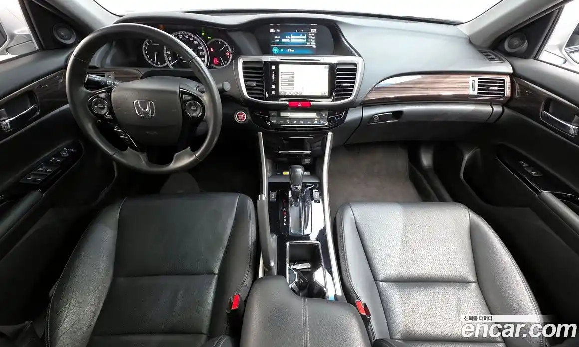 Honda Accord 2016 2.4 гидро в Москве № 170576, фото 7