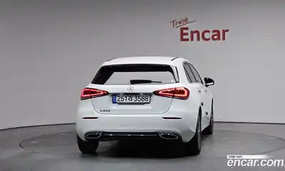 Mercedes-Benz A-Class 2022 2.0 гидро в Москве № 177335, миниатюра 3