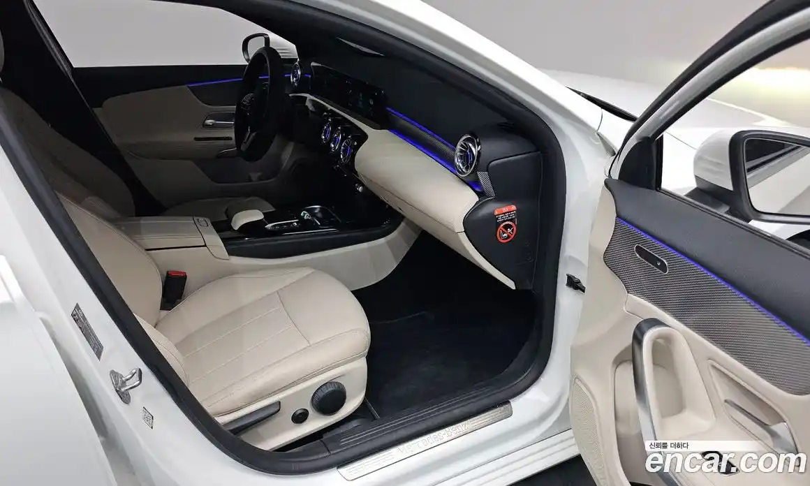 Mercedes-Benz A-Class 2022 2.0 гидро в Москве № 177335, фото 9