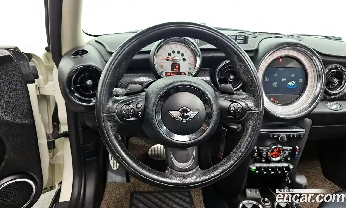Mini Cooper 2013 1.6 гидро в Москве № 179805, фото 13