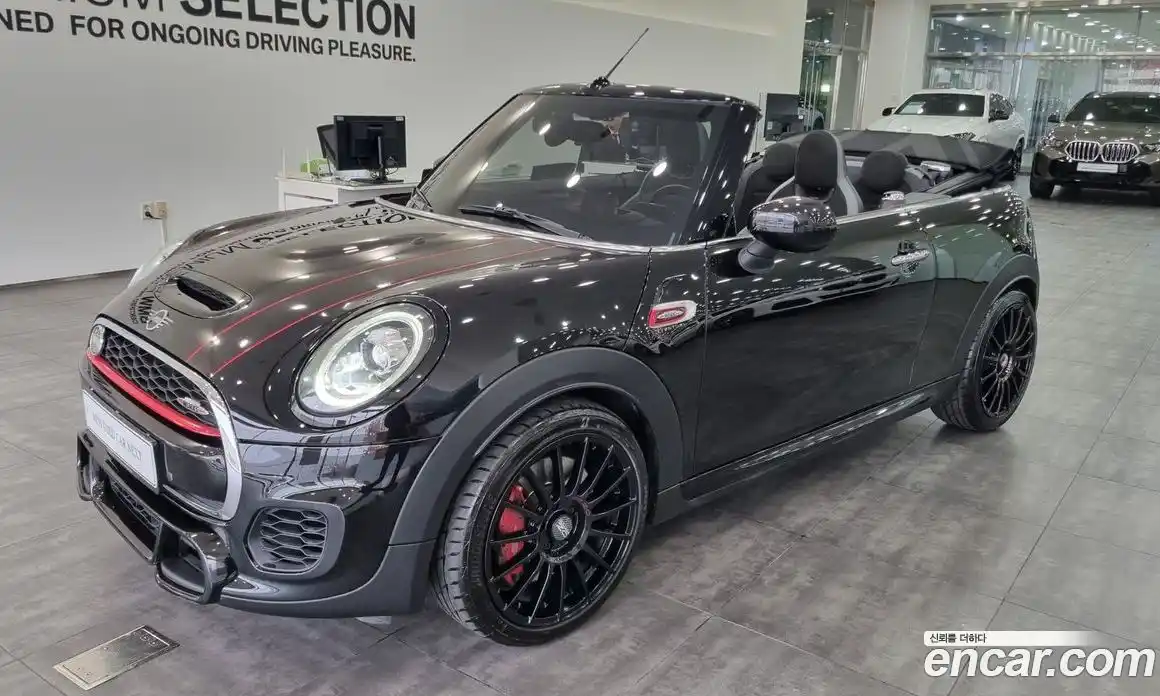 Mini Cooper Convertible 2020 2.0 гидро в Москве № 181866, фото 7