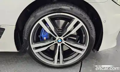 BMW 6-Series 2023 3.0 гидро в Москве № 190566, миниатюра 5