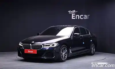 BMW 5-Series, 2022