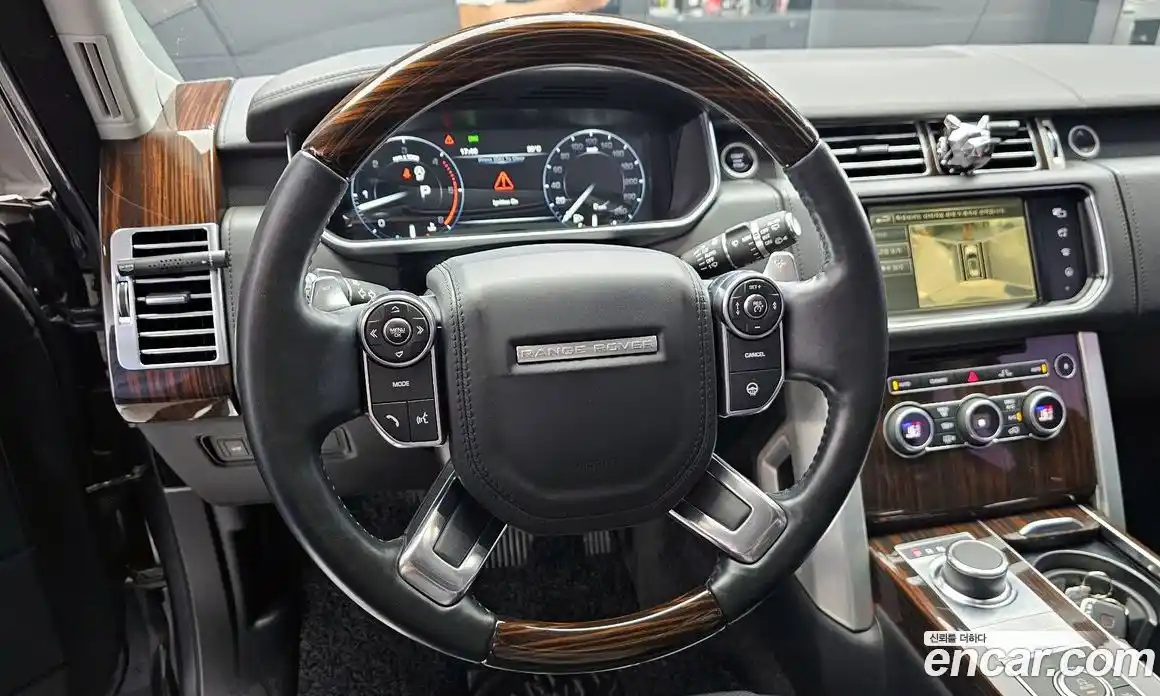 Land Rover Range-Rover 2016 4.4 гидро в Москве № 198244, фото 13