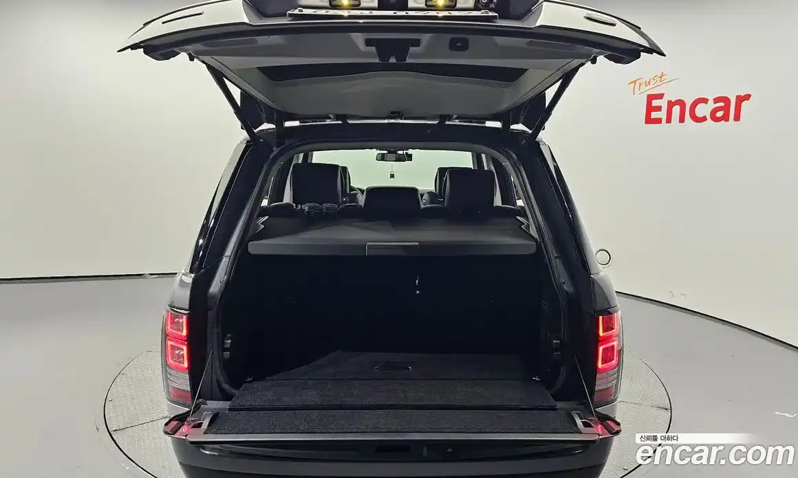Land Rover Range-Rover 2016 4.4 гидро в Москве № 198244, фото 20