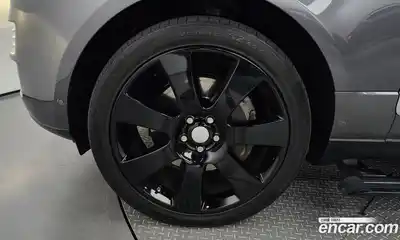 Land Rover Range-Rover 2016 4.4 гидро в Москве № 198244, миниатюра 5