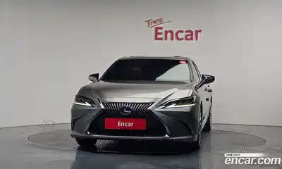 Lexus ES 2020 2.5 гидро в Москве № 198859, миниатюра 3