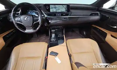 Lexus ES 2020 2.5 гидро в Москве № 198859, миниатюра 7