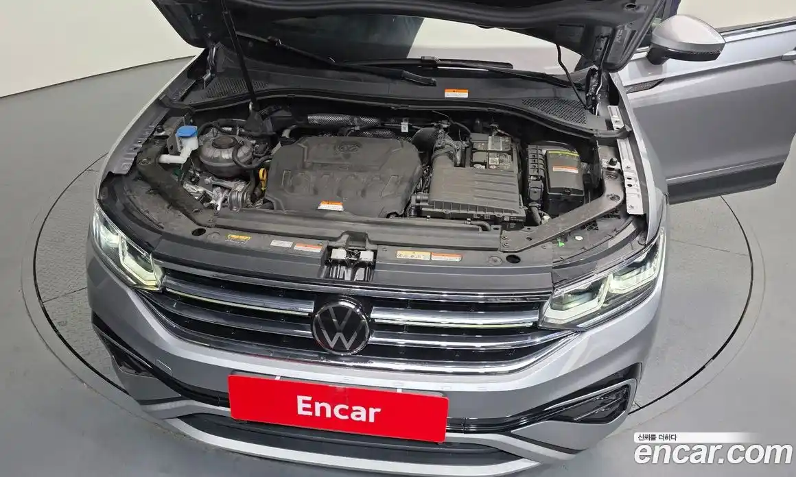 Volkswagen Tiguan 2022 2.0 гидро в Москве № 199006, фото 6