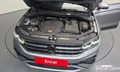 Volkswagen Tiguan 2022 2.0 гидро в Москве № 199006, миниатюра 6