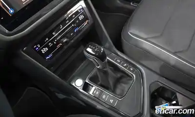 Volkswagen Tiguan 2022 2.0 гидро в Москве № 199006, миниатюра 9