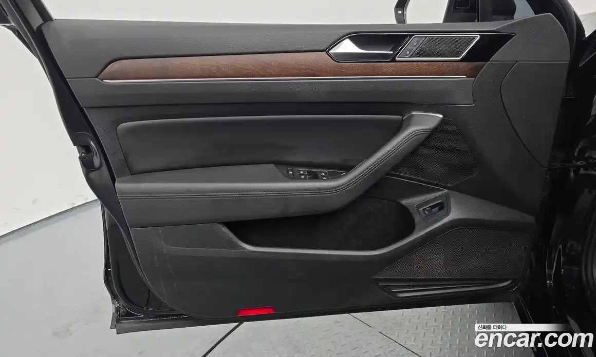 Volkswagen Passat 2018 2.0 гидро в Москве № 199308, фото 18