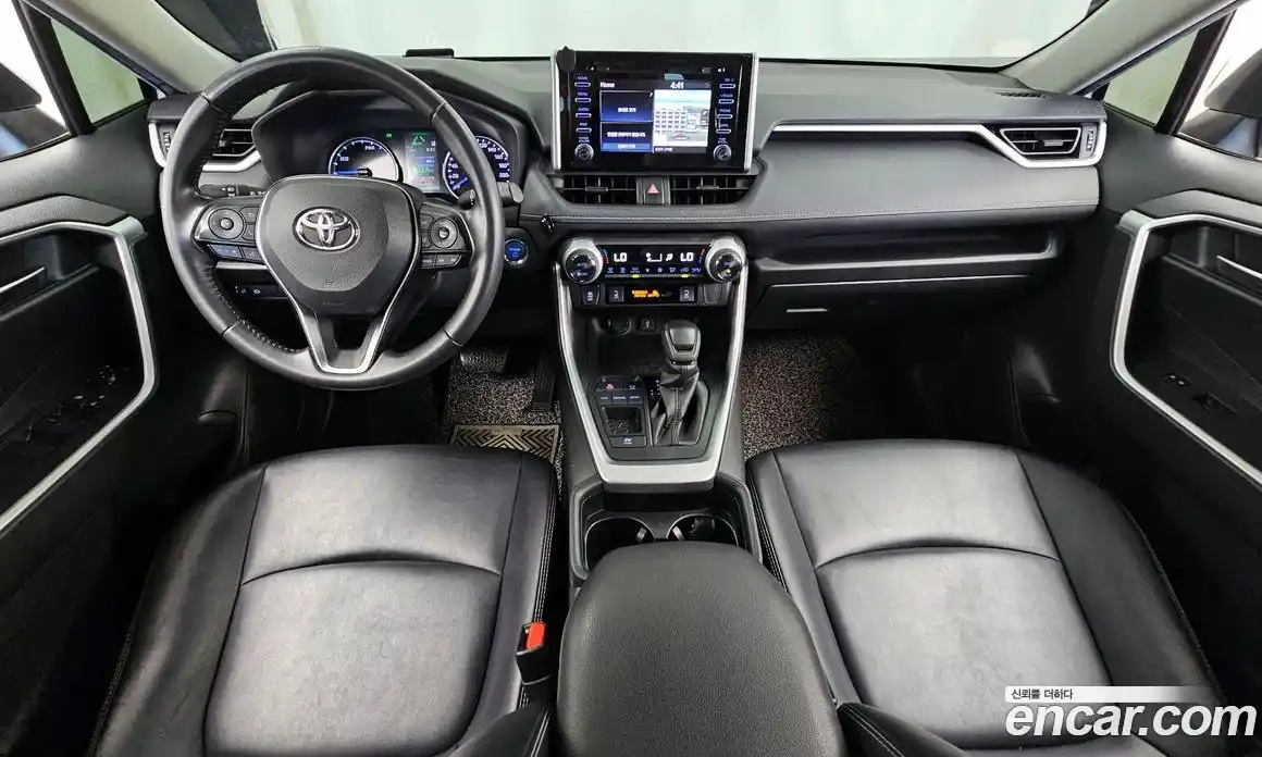 Toyota RAV4 2020 2.5 гидро в Москве № 199675, фото 7