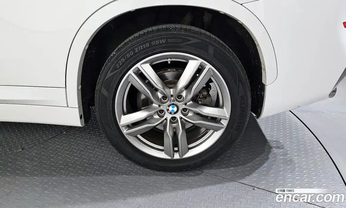 BMW X1 2021 2.0 гидро в Москве № 211476, фото 5
