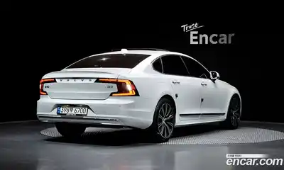Volvo S90 2023 2.0 гидро в Москве № 212896, миниатюра 2