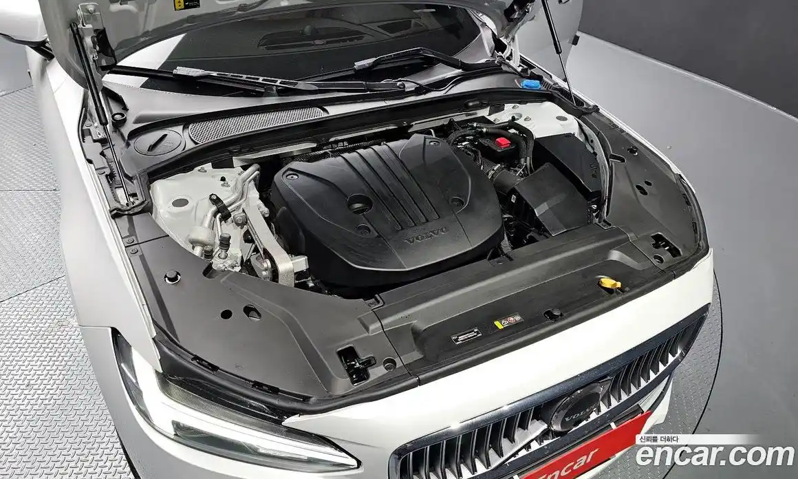Volvo S90 2023 2.0 гидро в Москве № 212896, фото 6