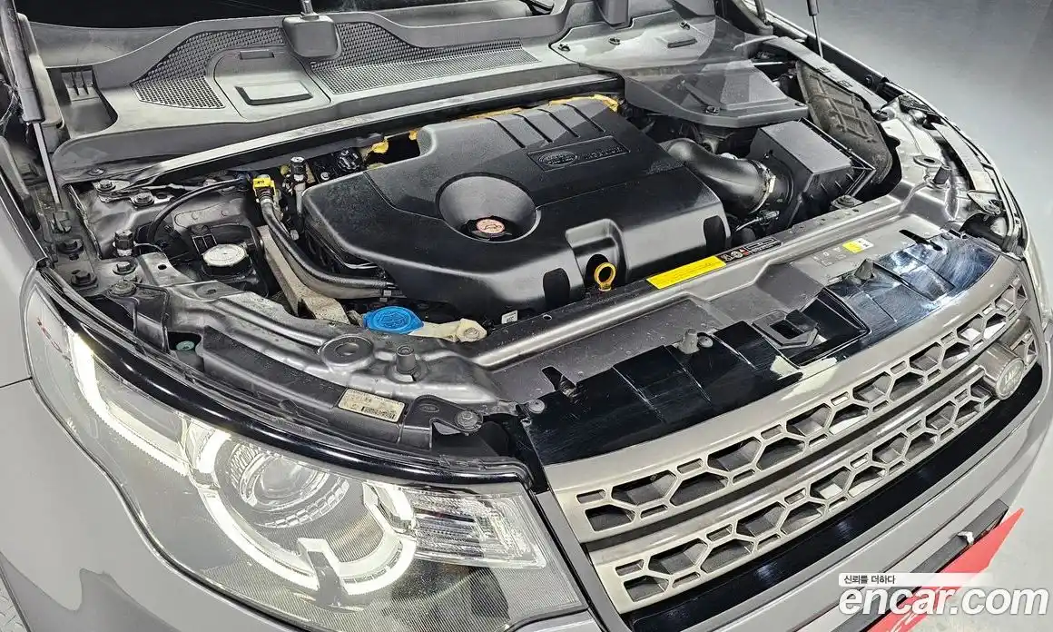 Land Rover Discovery Sport 2017 2.0 гидро в Москве № 213724, фото 6
