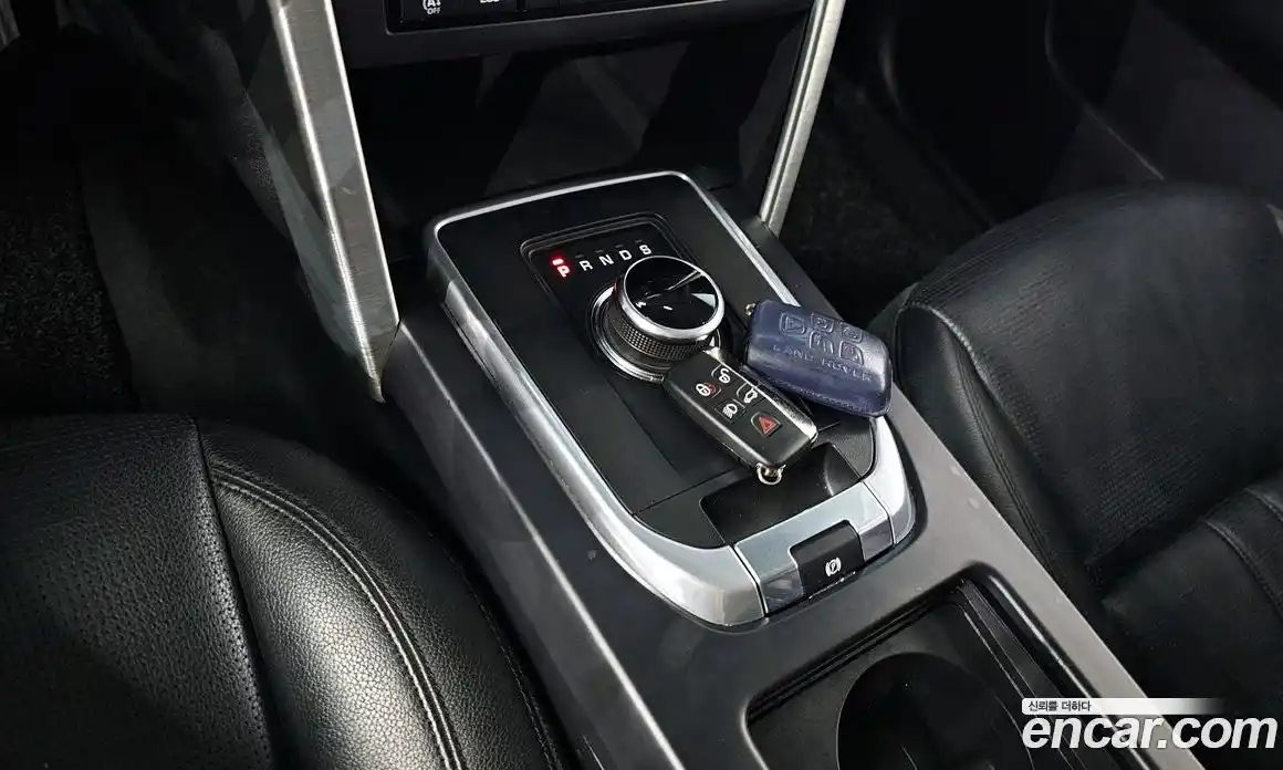 Land Rover Discovery Sport 2017 2.0 гидро в Москве № 213724, фото 9