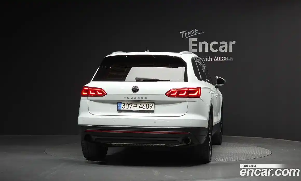 Volkswagen Touareg 2022 3.0 гидро в Москве № 215237, фото 4