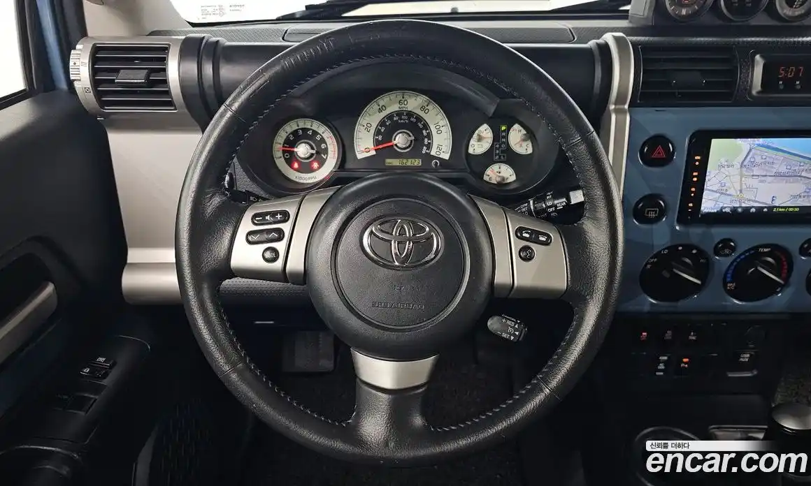 Toyota FJ Cruiser 2014 4.0 гидро в Москве № 215556, фото 13