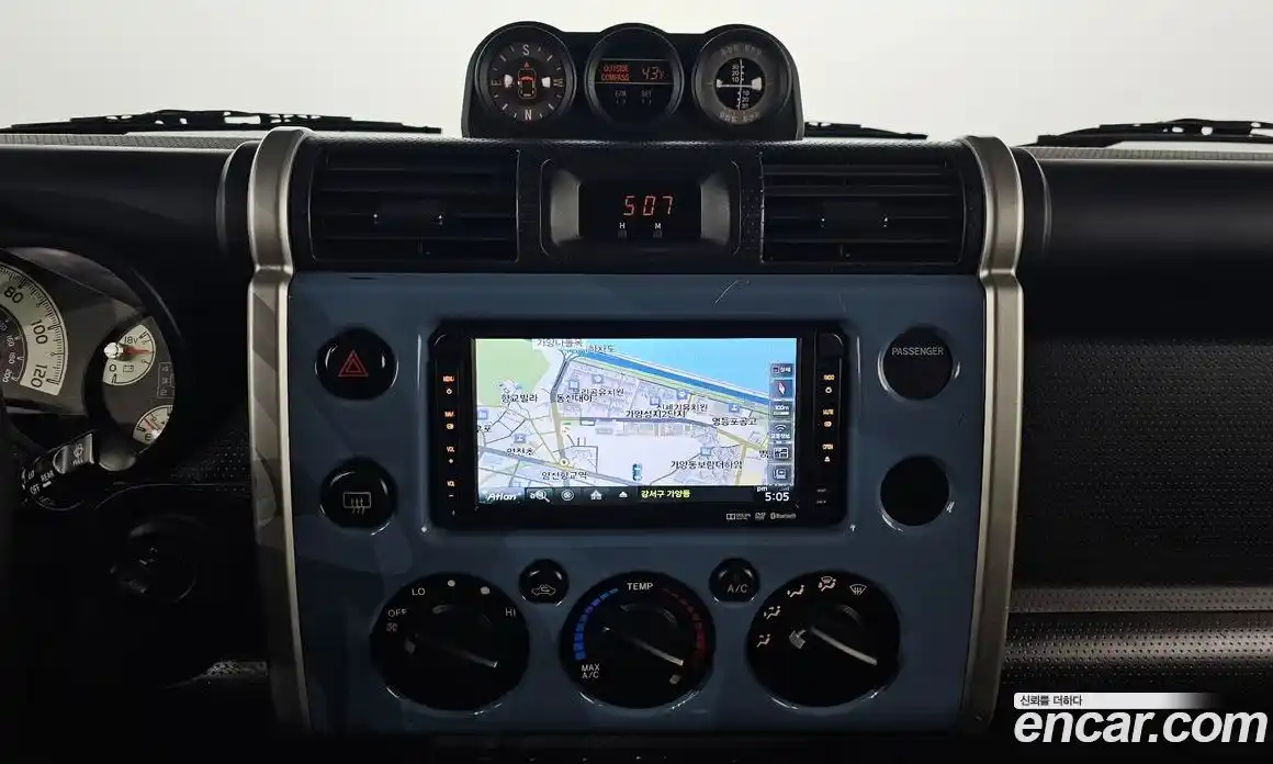 Toyota FJ Cruiser 2014 4.0 гидро в Москве № 215556, фото 14