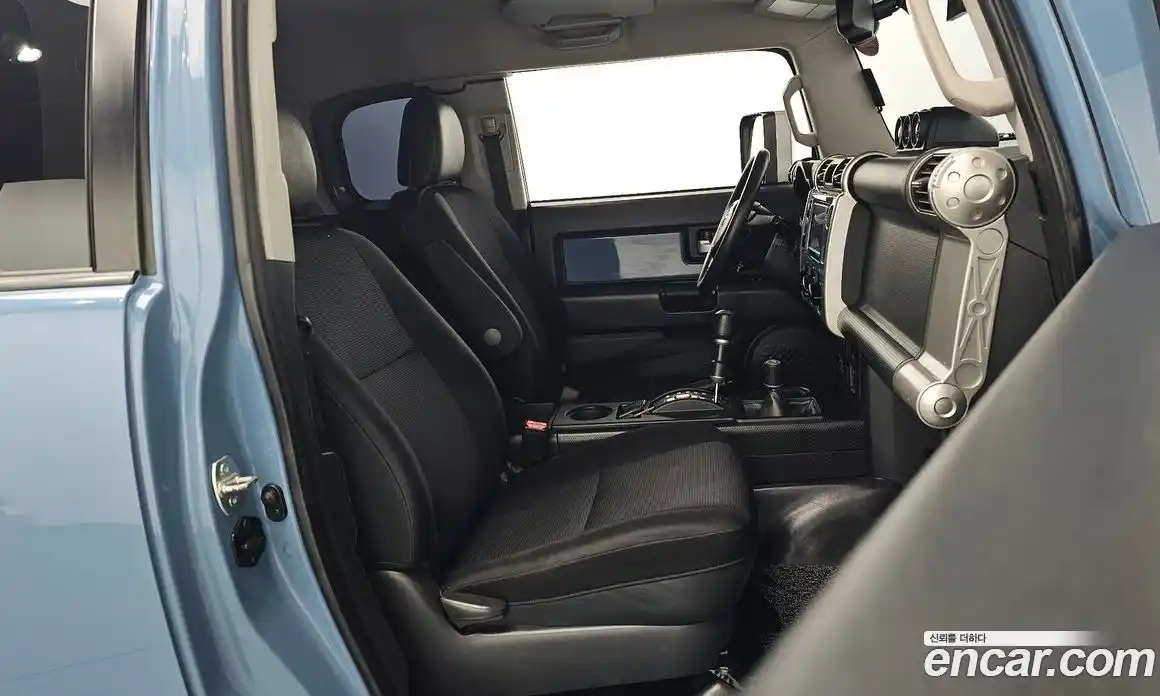 Toyota FJ Cruiser 2014 4.0 гидро в Москве № 215556, фото 10