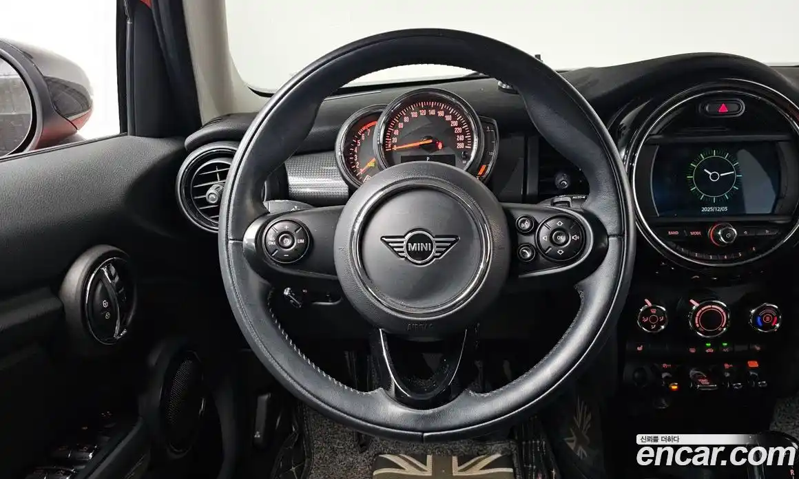 Mini Cooper 2021 1.5 гидро в Москве № 219203, фото 13