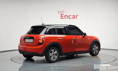 Mini Cooper 2021 1.5 гидро в Москве № 219203, миниатюра 2