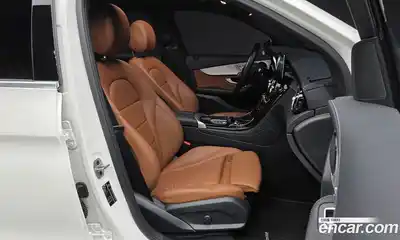 Mercedes-Benz GLC-Class 2022 2.0 гидро в Москве № 223427, миниатюра 11