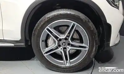 Mercedes-Benz GLC-Class 2022 2.0 гидро в Москве № 223427, миниатюра 5