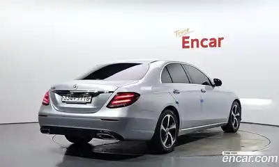 Mercedes-Benz E-Class 2020 2.0 гидро в Москве № 229537, миниатюра 2