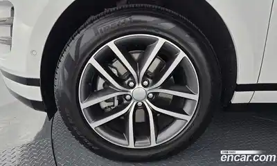 Land Rover Range-Rover Evoque 2024 2.0 гидро в Москве № 231126, миниатюра 4
