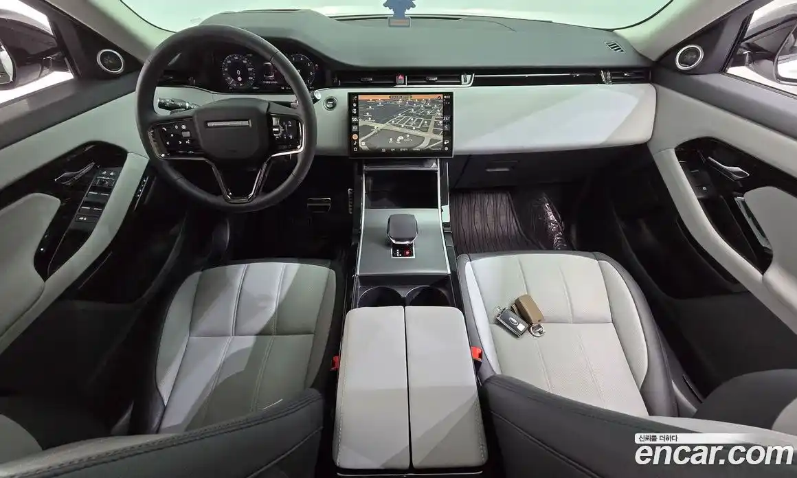 Land Rover Range-Rover Evoque 2024 2.0 гидро в Москве № 231126, фото 6
