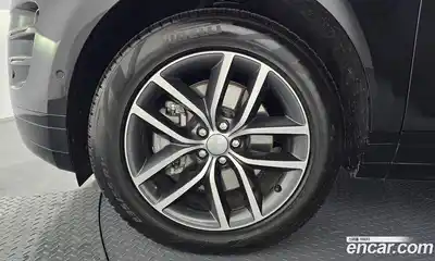 Land Rover Range-Rover Evoque 2025 2.0 гидро в Москве № 231133, миниатюра 4