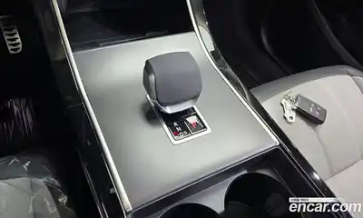 Land Rover Range-Rover Evoque 2025 2.0 гидро в Москве № 231133, миниатюра 8