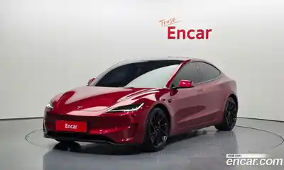 Tesla Model 3, 2025