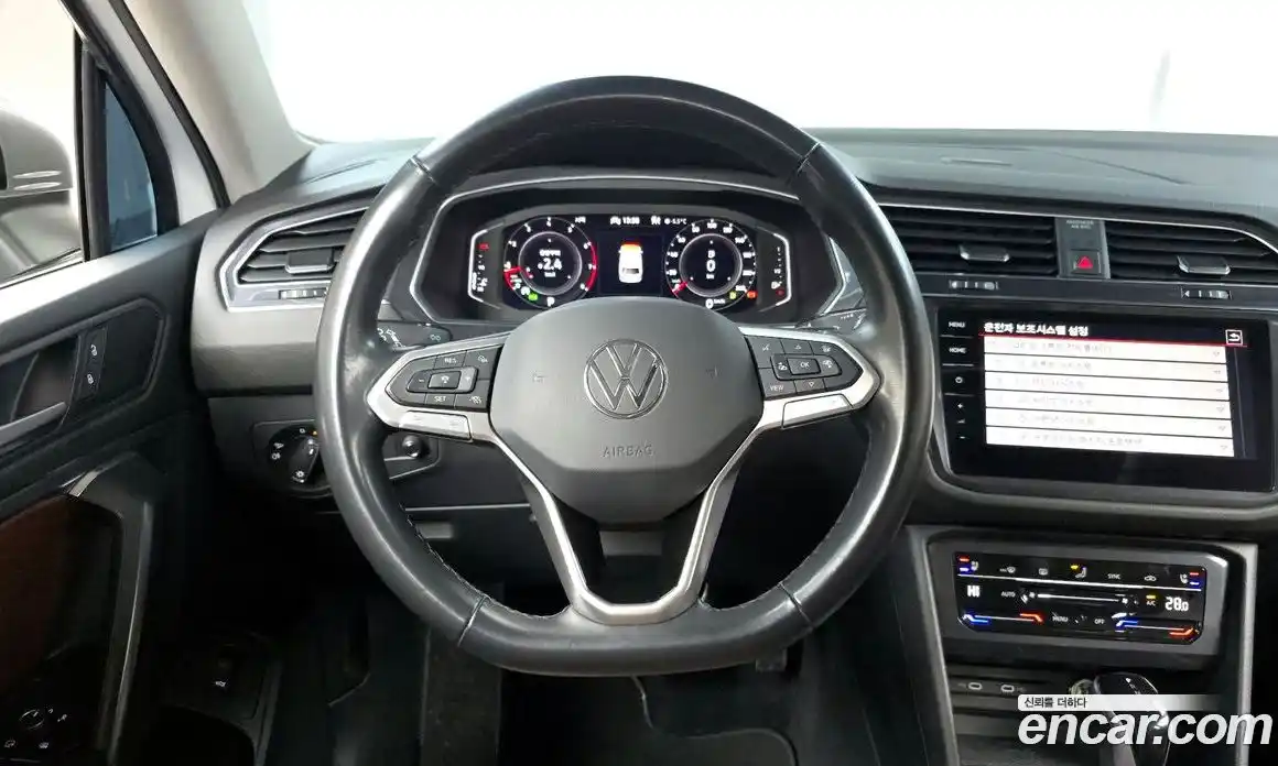 Volkswagen Tiguan 2022 2.0 гидро в Москве № 232189, фото 13