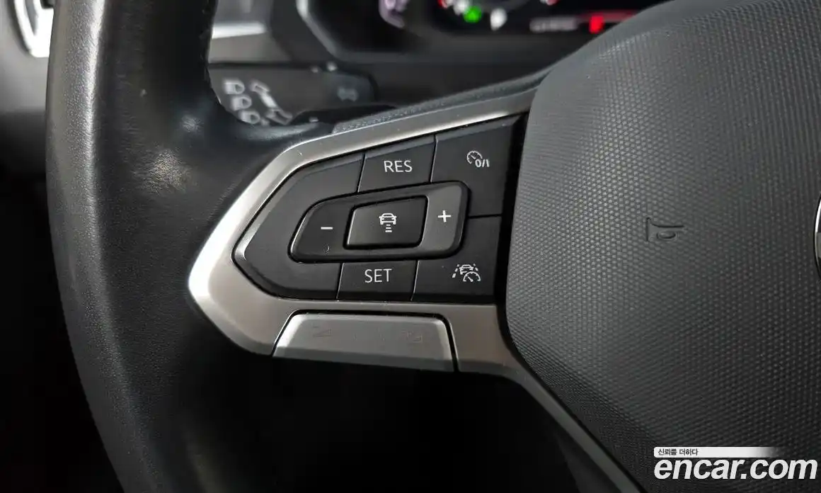 Volkswagen Tiguan 2022 2.0 гидро в Москве № 232189, фото 17